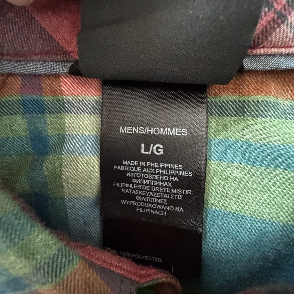 The North Face Plaid Flannel Pockets Long Sleeve Button Up Men's‎ Size L
